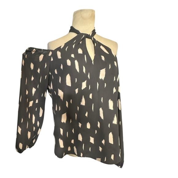 Verónica M. gray cream print cold shoulder blouse size small - Picture 6 of 10